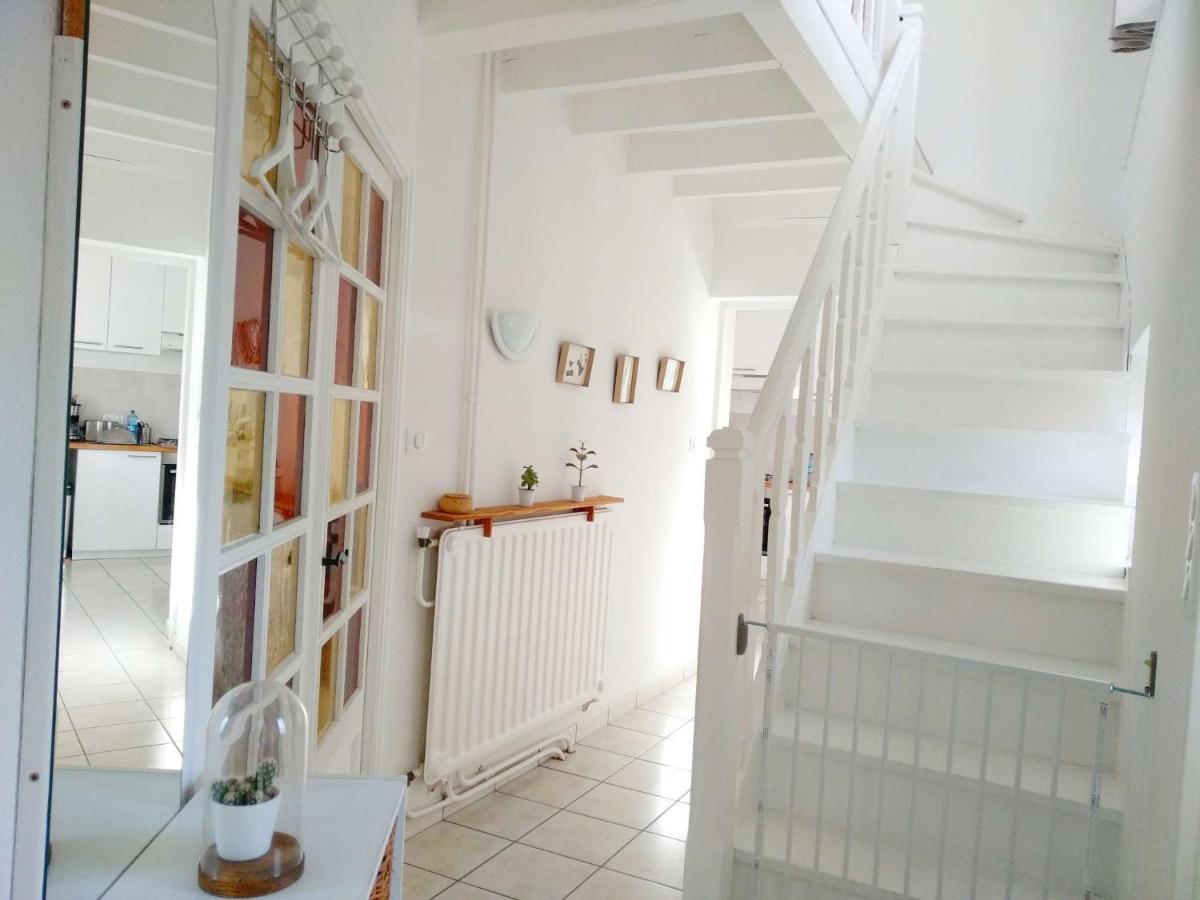 La Maison De Thuy - Gite En Auvergne Gimeaux ภายนอก รูปภาพ